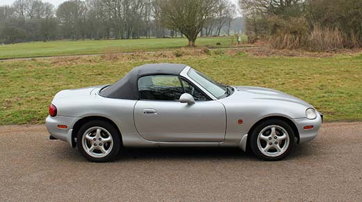 classic Mazda MX5 mk2 (C) Motoring Research