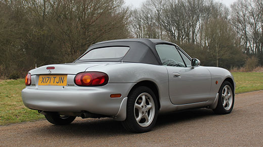 Mazda MX5 mk2 - (C) Motoring Research