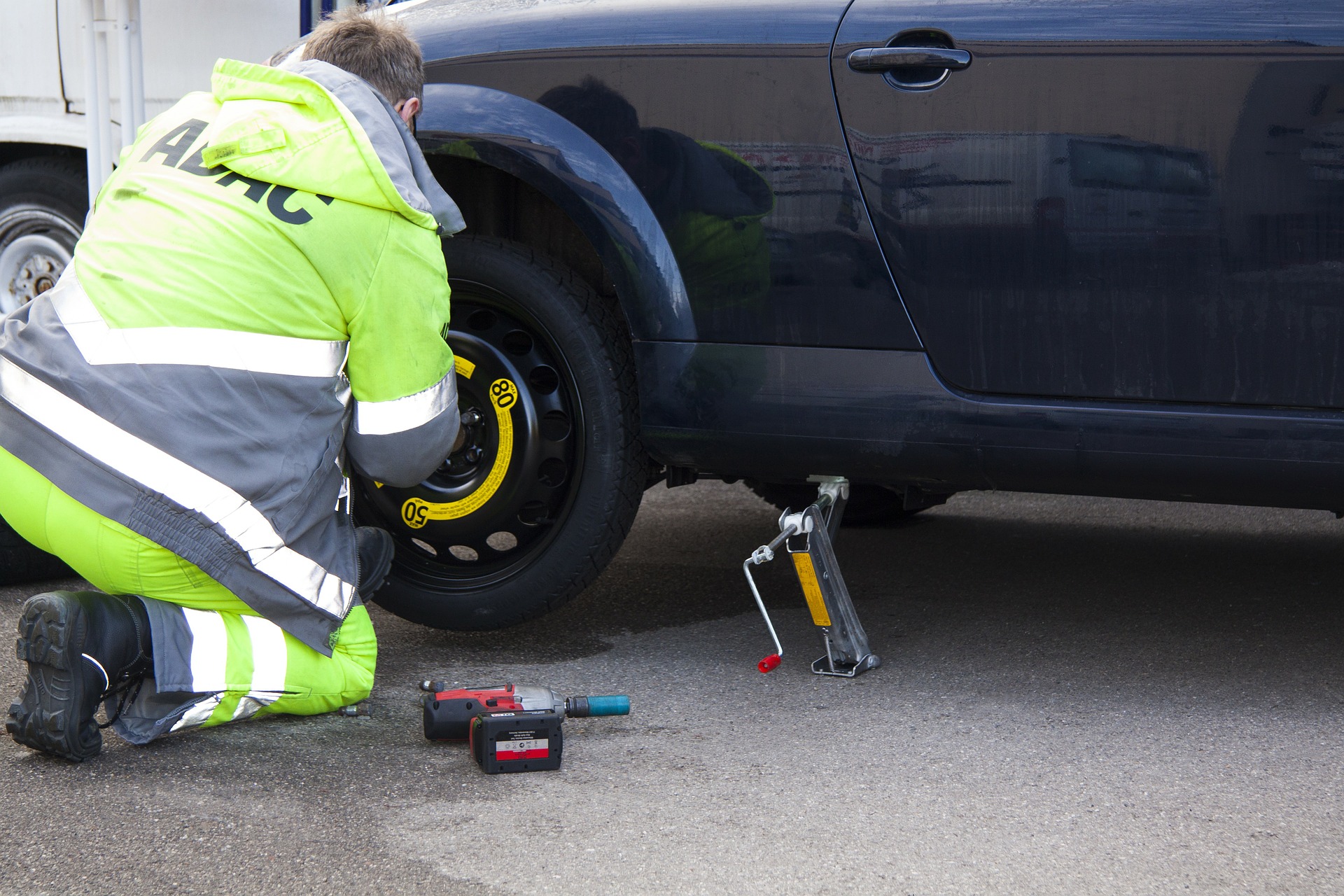 How to change a wheel