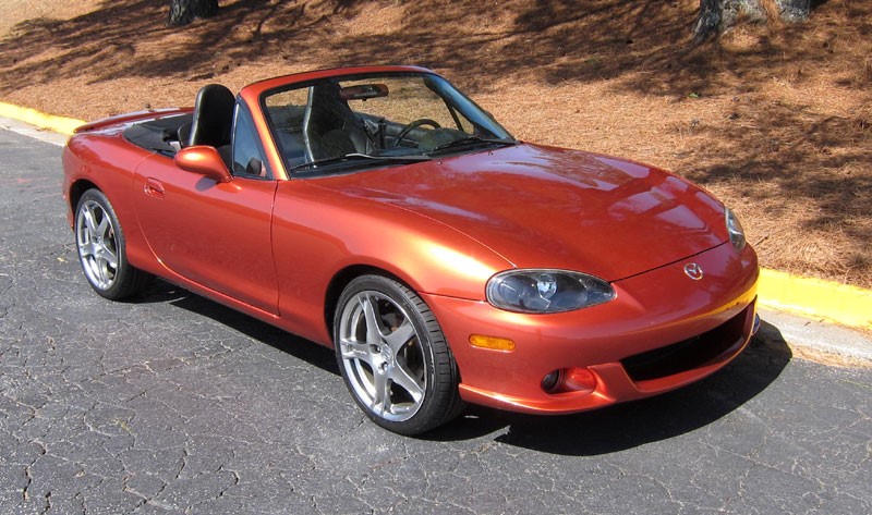 Mazda MX-5 Mk3 in Lava Orange