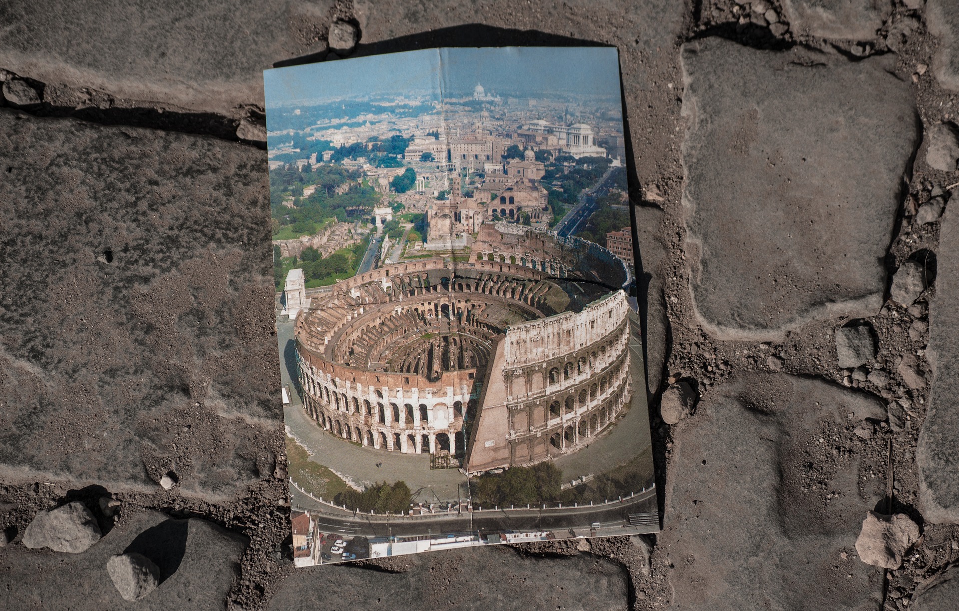 city guide rome colosseum