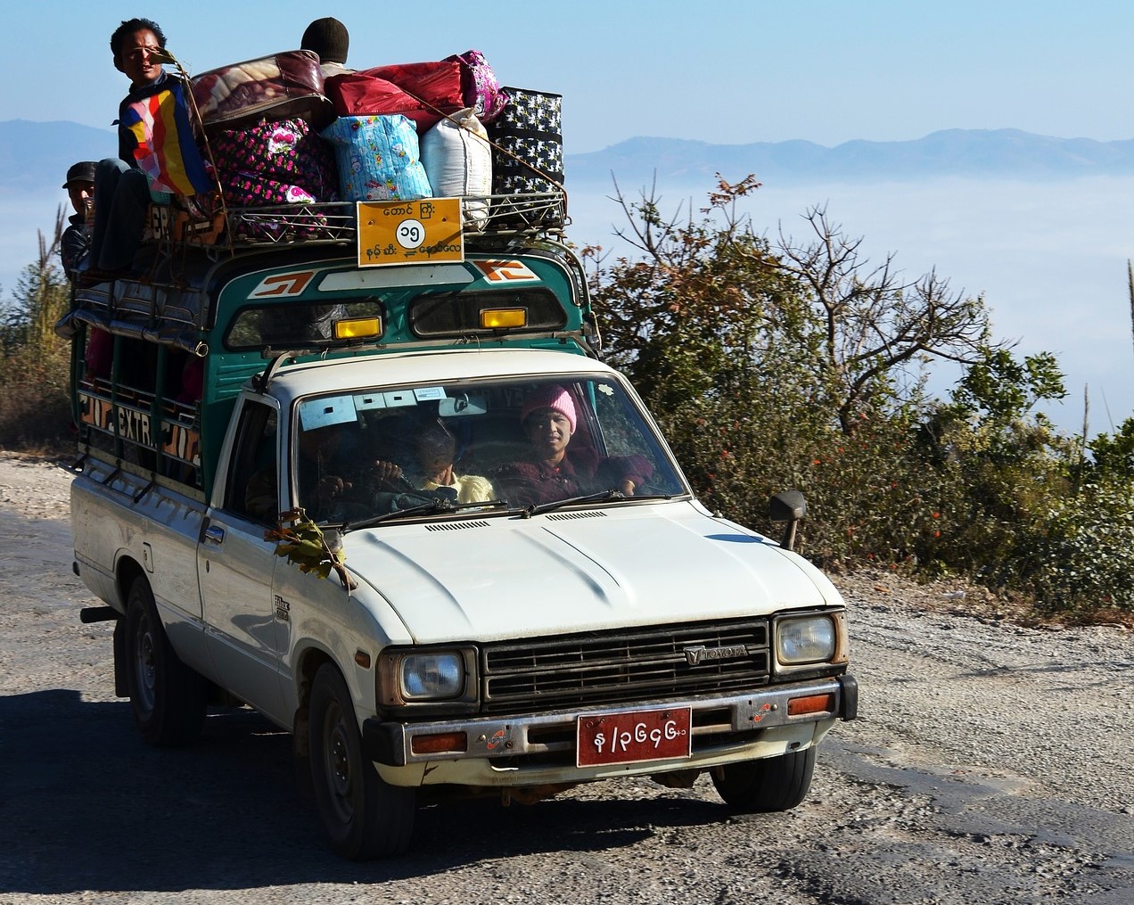 overloaded car with luggage