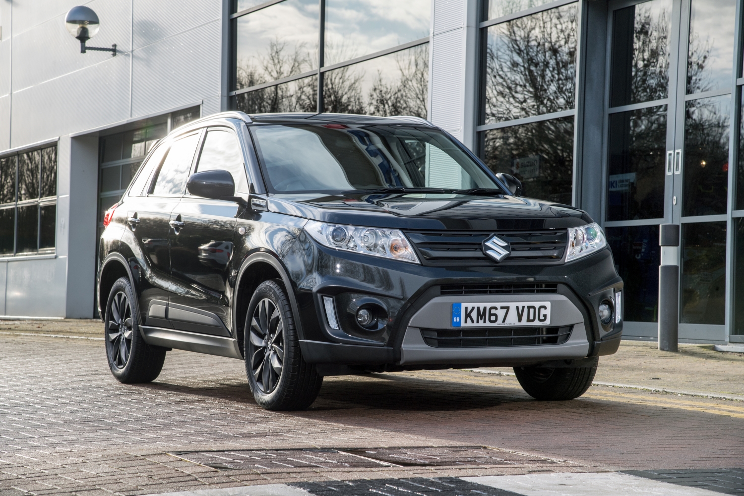 Special Edition Suzuki Vitara Kuro Front